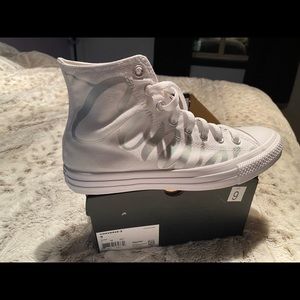 Brand new never been more women’s white converse